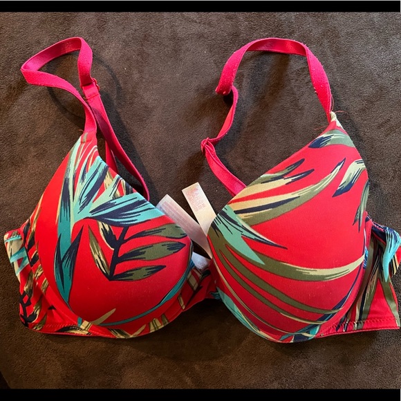 VS Bra Bundle - Picture 10 of 14